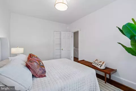 Bedroom - 125 16th St SE, Washington, DC 20003 photo 5 of 7