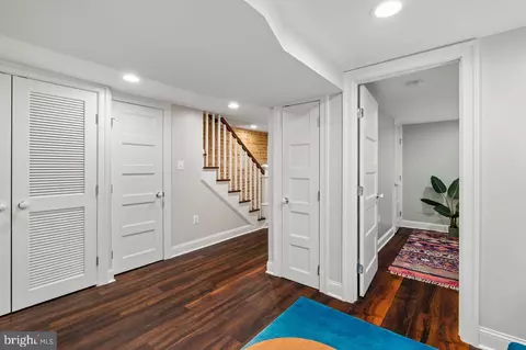 Entry Way - 125 16th St SE, Washington, DC 20003 photo 6 of 6