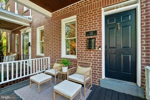 Exterior - 125 16th St SE, Washington, DC 20003 photo 4 of 9