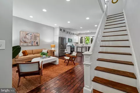 Entry Way - 125 16th St SE, Washington, DC 20003 photo 1 of 6