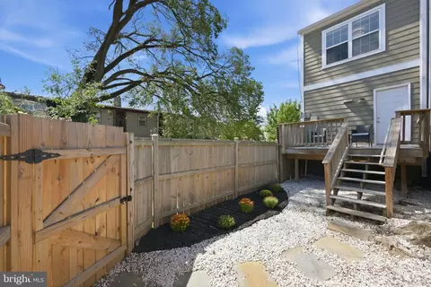 Exterior - 635 20th St NE, Washington, DC 20002 photo 1 of 2