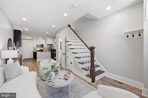 Entry Way - 635 20th St NE, Washington, DC 20002 photo 2 of 5