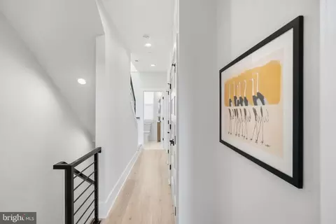 Entry Way - 163 U St NE #2, Washington, DC 20002 photo 3 of 4