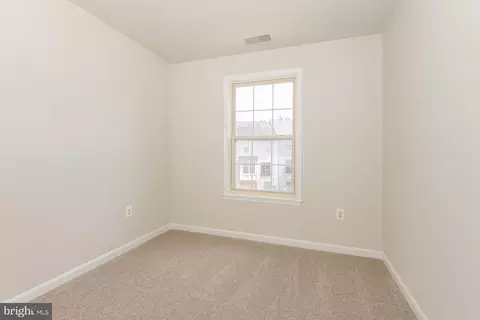 Bedroom - 2710 Stanton Rd SE, Washington, DC 20020 photo 4 of 4