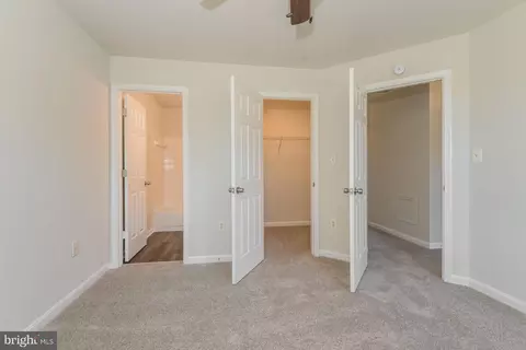 Bedroom - 2710 Stanton Rd SE, Washington, DC 20020 photo 2 of 4