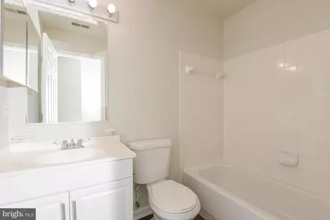 Bath - 2710 Stanton Rd SE, Washington, DC 20020 photo 1 of 1