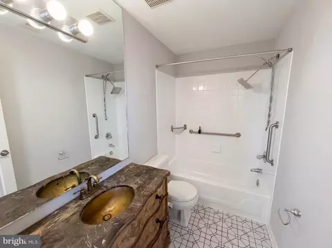 Bath - 724 13th St NE, Washington, DC 20002 photo 1 of 2