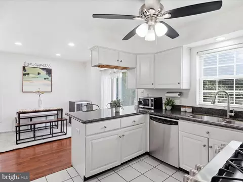 Kitchen - 3100 28th St SE, Washington, DC 20020 photo 2 of 2