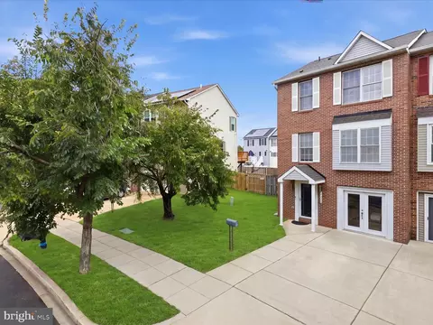 3100 28th St SE, Washington, DC 20020