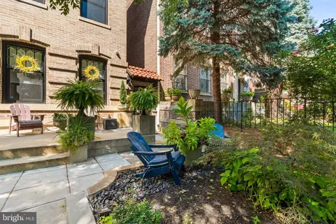 Exterior - 1820 19th St NW #4, Washington, DC 20009 photo 2 of 4