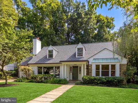 5108 Macomb St NW, Washington, DC 20016