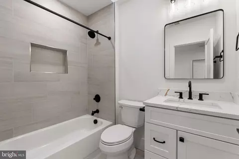 Bath - 307 M St NE, Washington, DC 20002 photo 6 of 8