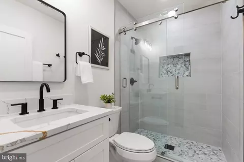 Bath - 307 M St NE, Washington, DC 20002 photo 5 of 8