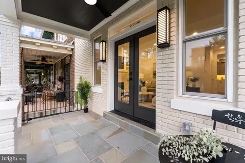 Exterior - 307 M St NE, Washington, DC 20002 photo 7 of 10