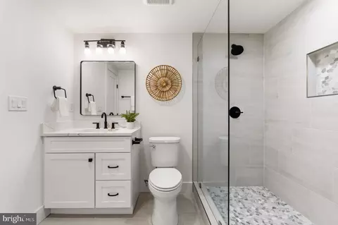 Bath - 307 M St NE, Washington, DC 20002 photo 8 of 8