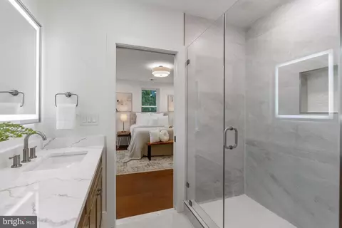 Bath - 307 M St NE, Washington, DC 20002 photo 3 of 8