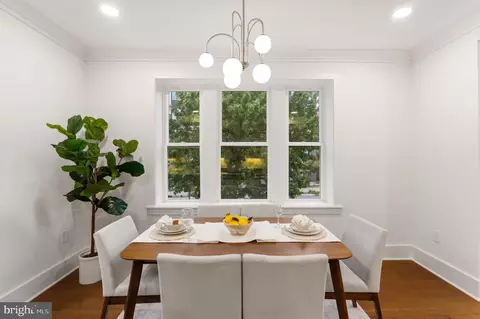 Dining - 307 M St NE, Washington, DC 20002 photo 2 of 3