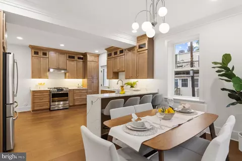 Dining - 307 M St NE, Washington, DC 20002 photo 1 of 3