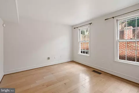 Other - 3231 Sutton Pl NW #D, Washington, DC 20016 photo 5 of 6