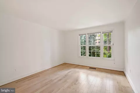 Other - 3231 Sutton Pl NW #D, Washington, DC 20016 photo 4 of 6