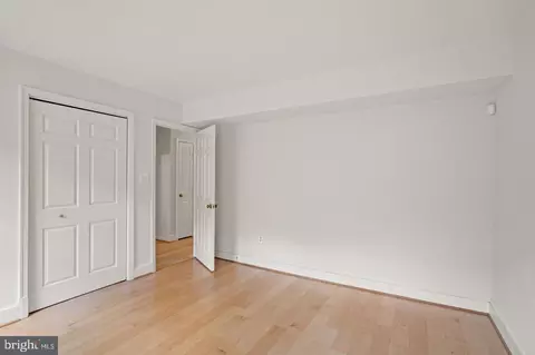 Bedroom - 3231 Sutton Pl NW #D, Washington, DC 20016 photo 5 of 7