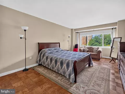 Bedroom - 4201 Cathedral Ave NW #820E, Washington, DC 20016 photo 1 of 3