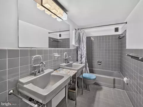 Bath - 4201 Cathedral Ave NW #820E, Washington, DC 20016 photo 1 of 1