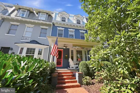 2828 27th St NW, Washington, DC 20008