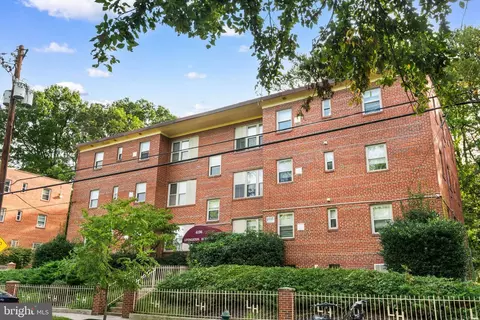Livingston Road Se, Washington, DC 20032