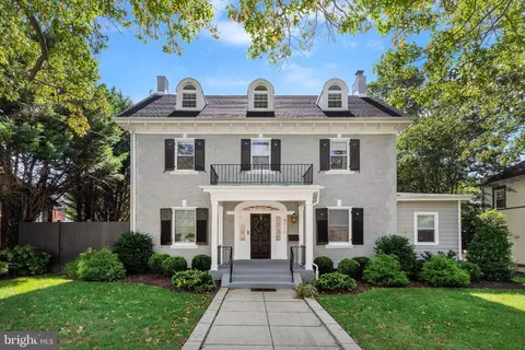 4717 Blagden Ter NW, Washington, DC 20011