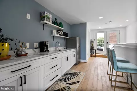 Entry Way - 1427 K St SE, Washington, DC 20003 photo 8 of 8