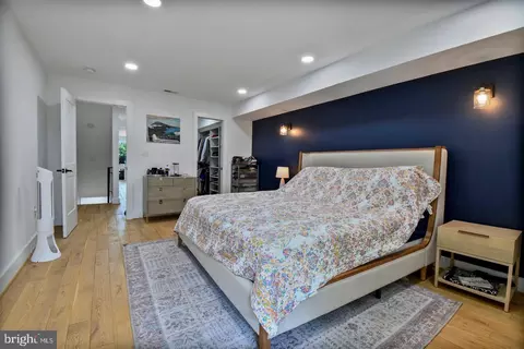 Bedroom - 1427 K St SE, Washington, DC 20003 photo 2 of 4