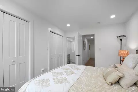 Bedroom - 1427 K St SE, Washington, DC 20003 photo 4 of 4
