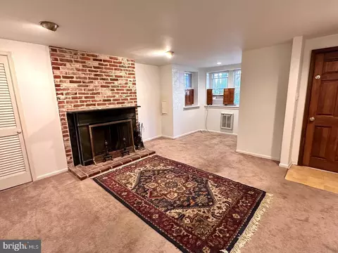 Living - 434 434 12 6th St NE, Washington, DC 20002 photo 5 of 7