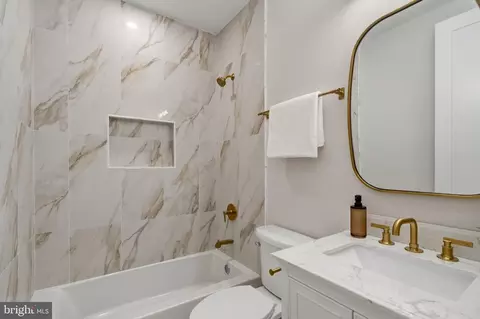Bath - 905 11th St NE, Washington, DC 20002 photo 4 of 6
