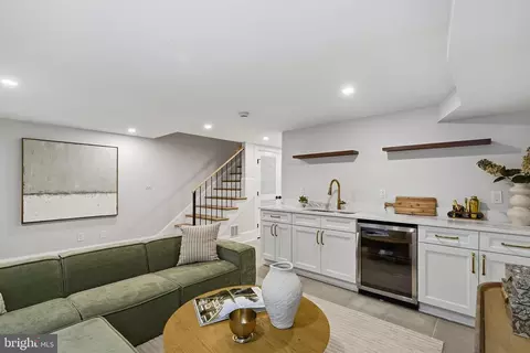 Other - 905 11th St NE, Washington, DC 20002 photo 11 of 15