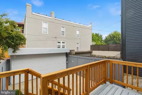 Exterior - 905 11th St NE, Washington, DC 20002 photo 5 of 12