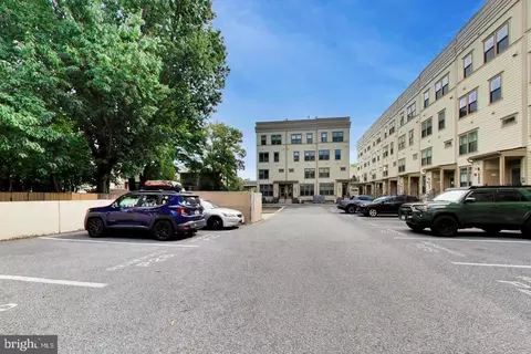 Exterior - 915 Elder St NW #C, Washington, DC 20012 photo 1 of 2