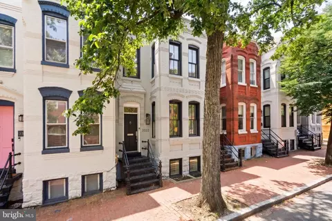 3322 Prospect St NW, Washington, DC 20007