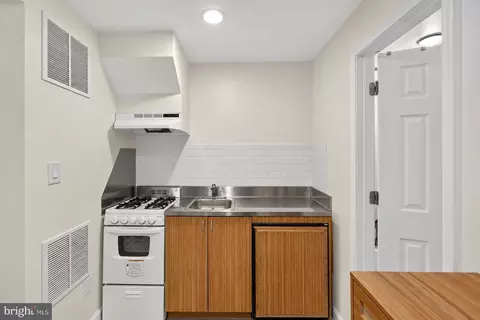 Kitchen - 251 8th St NE, Washington, DC 20002 photo 3 of 6