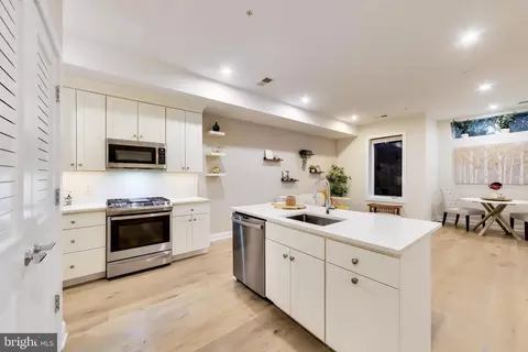 4319 Harrison St NW #2, Washington, DC 20015