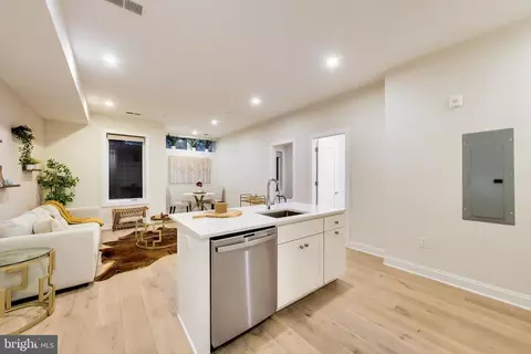 4319 Harrison St NW #2, Washington, DC 20015