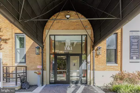 901 3rd St NE #101, Washington, DC 20002