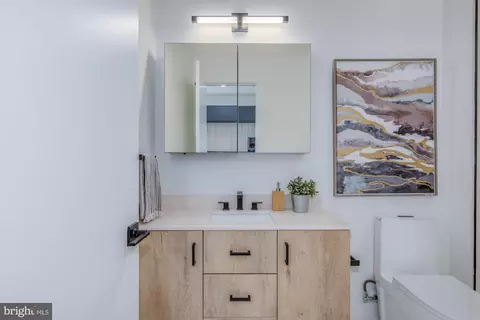 Bath - 901 3rd St NE #304, Washington, DC 20002 photo 2 of 3