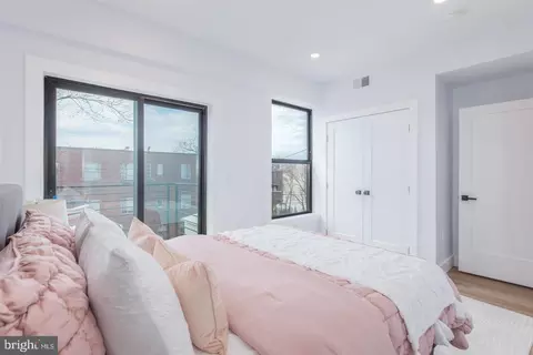 Bedroom - 1012 17th Pl NE #SIX, Washington, DC 20002 photo 2 of 2