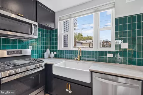 Kitchen - 611 18th St NE, Washington, DC 20002 photo 2 of 2