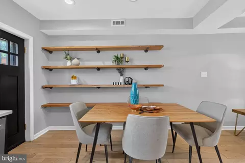 Dining - 611 18th St NE, Washington, DC 20002 photo 2 of 2