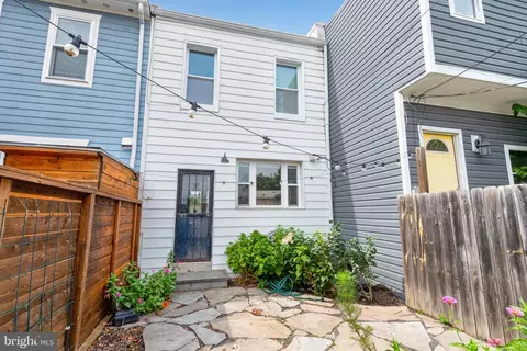Exterior - 611 18th St NE, Washington, DC 20002 photo 1 of 4