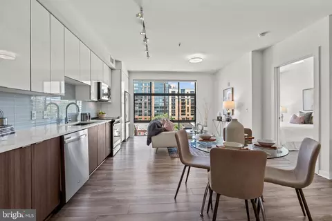 Dining - 911 2nd St NE #505, Washington, DC 20001 photo 4 of 4