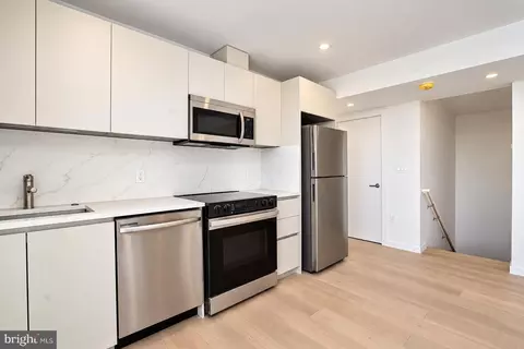 Other - 2117 M St NE #PENTHOUSE, Washington, DC 20002 photo 8 of 11